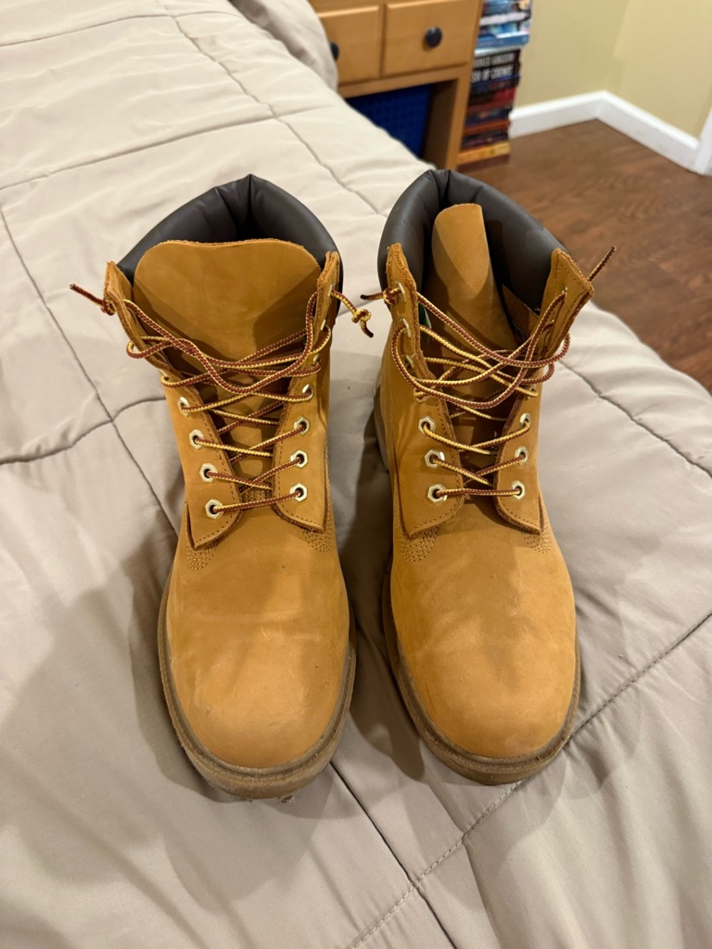 Timberland Classic Wheat Nubuck 6-Inch Lace-Up Boots